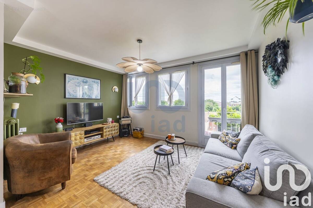 Photo 1 - Appartement à CHEVILLY-LARUE