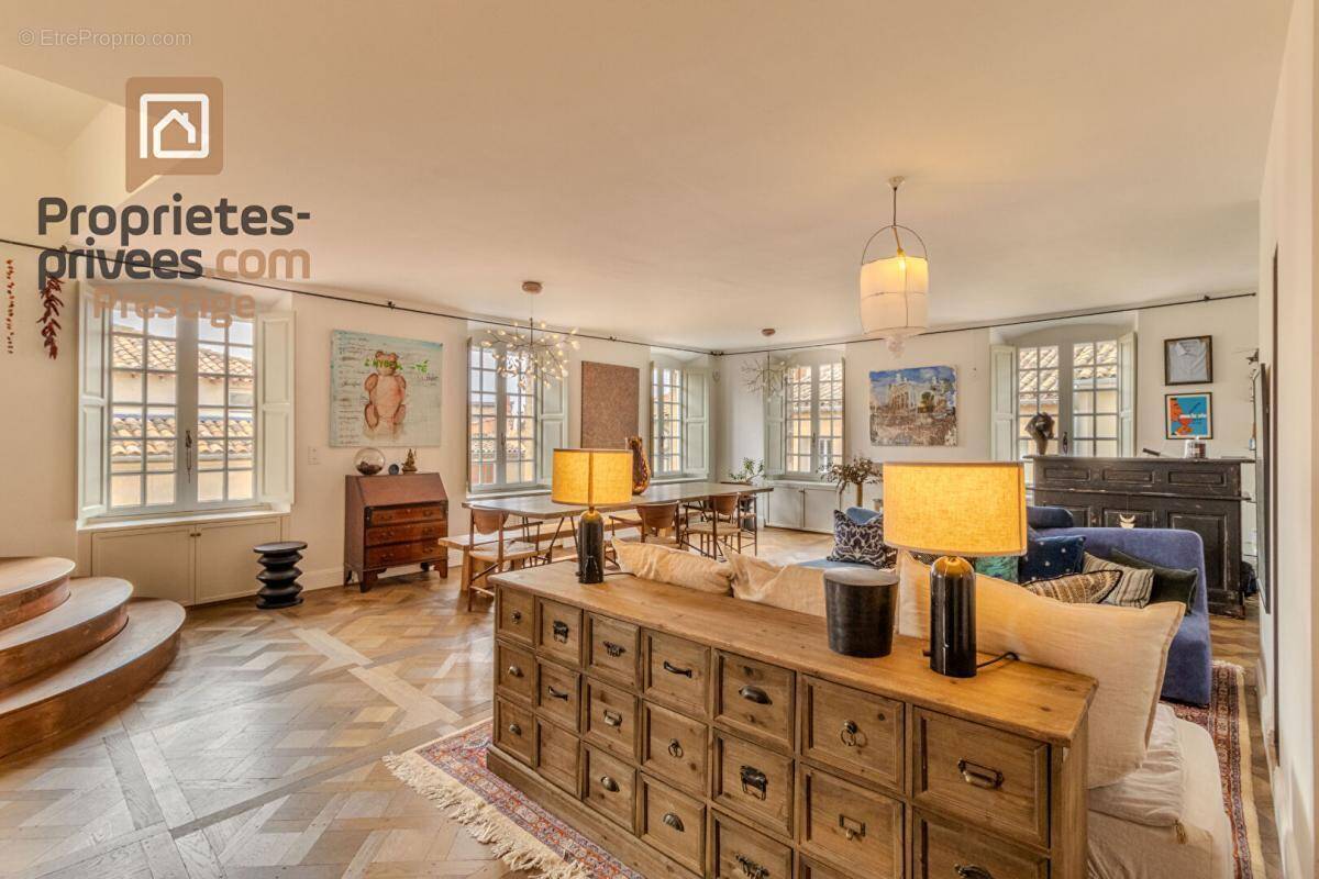 Appartement à L&#039;ISLE-SUR-LA-SORGUE
