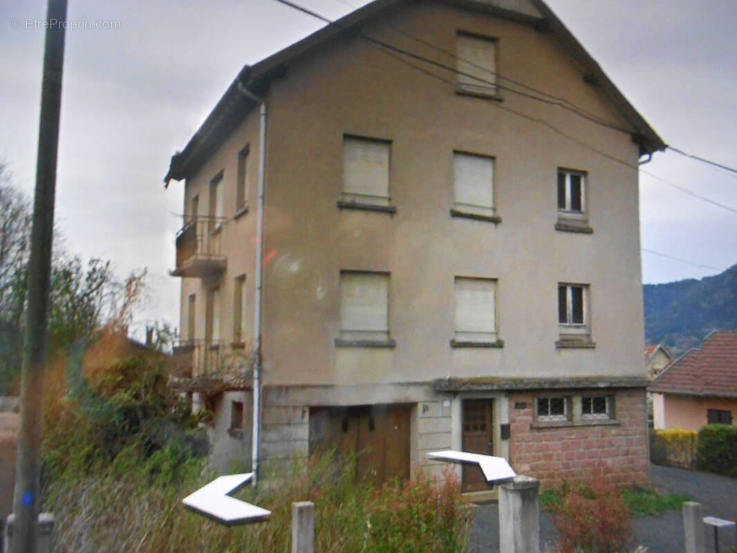 Maison à SENONES