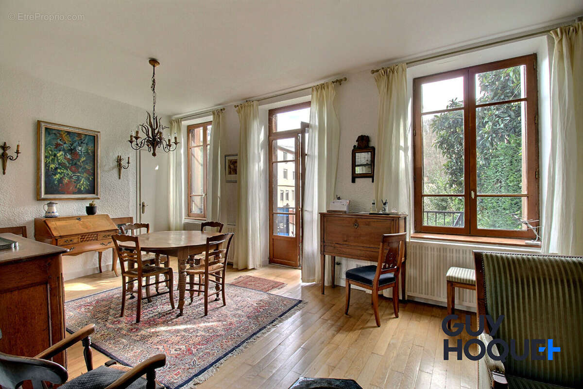 Maison à LYON-9E