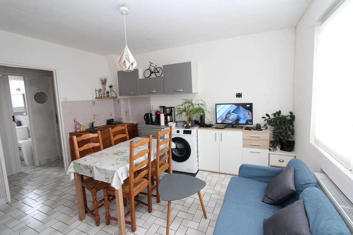 Appartement à AUBOUE