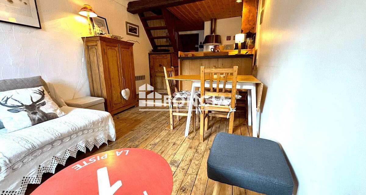 Appartement à LA SALLE-LES-ALPES