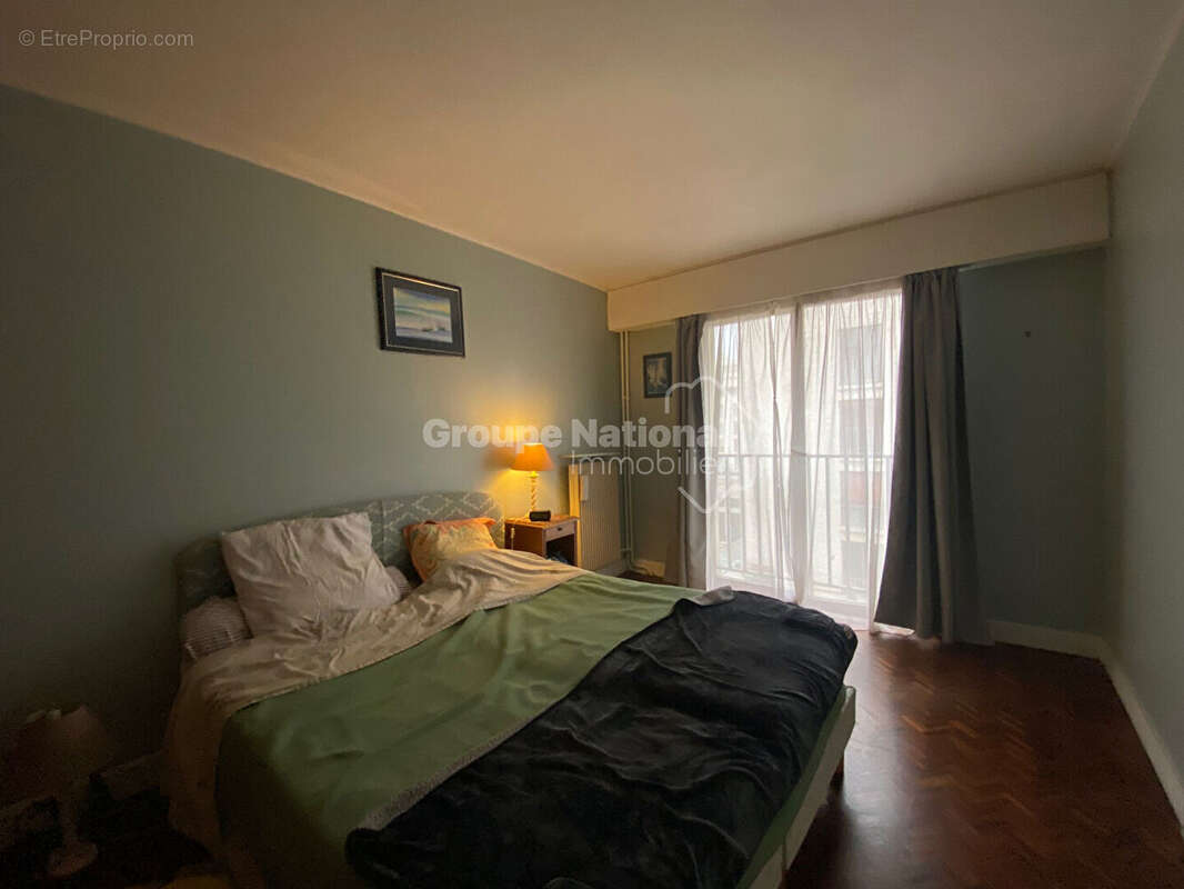Appartement à VERSAILLES