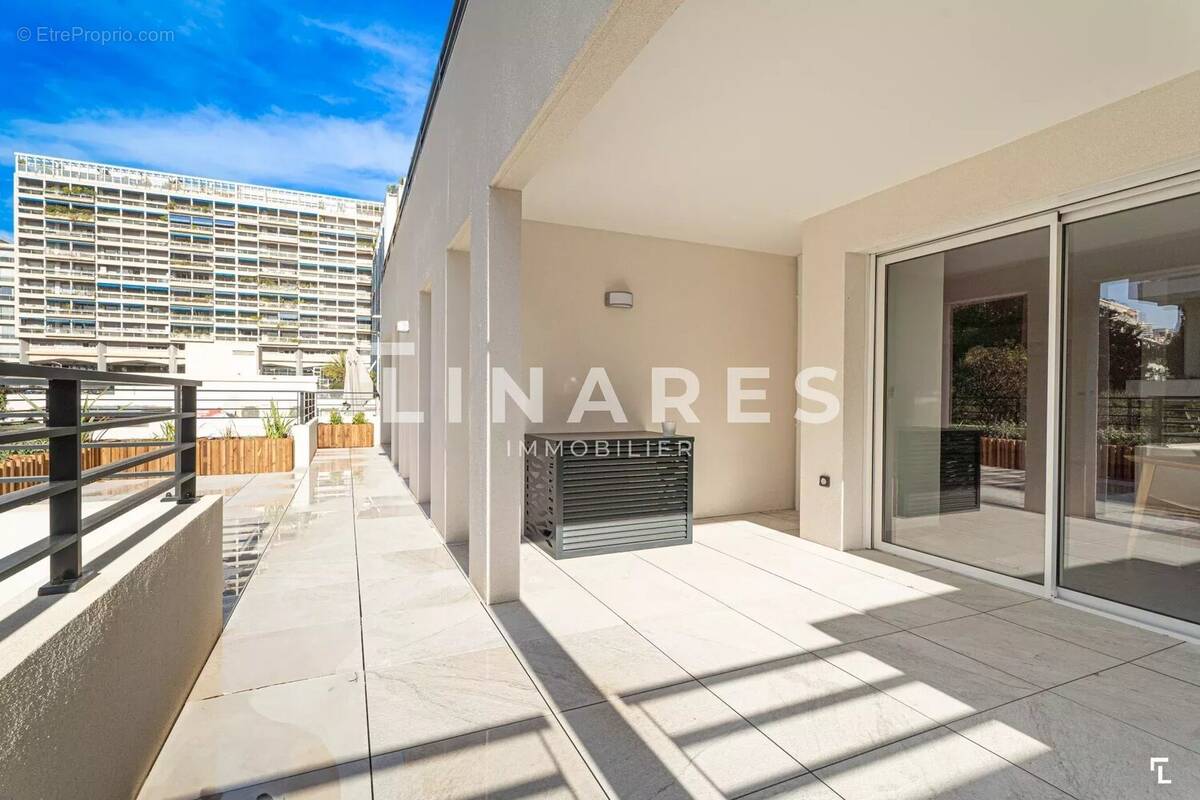 Appartement à MARSEILLE-8E