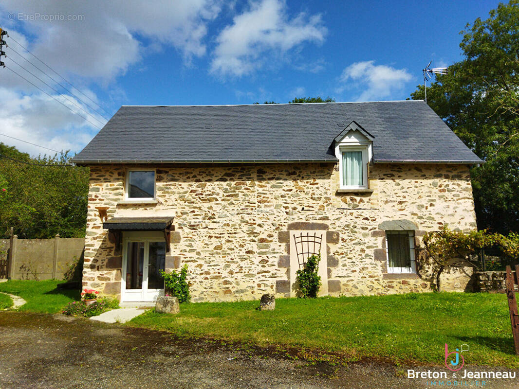 Maison à FRESNAY-SUR-SARTHE