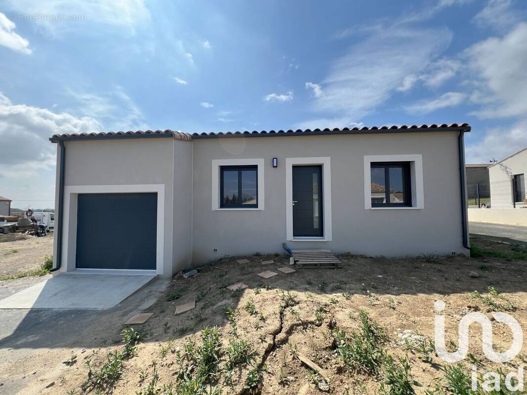 Photo 1 - Maison à BIZE-MINERVOIS