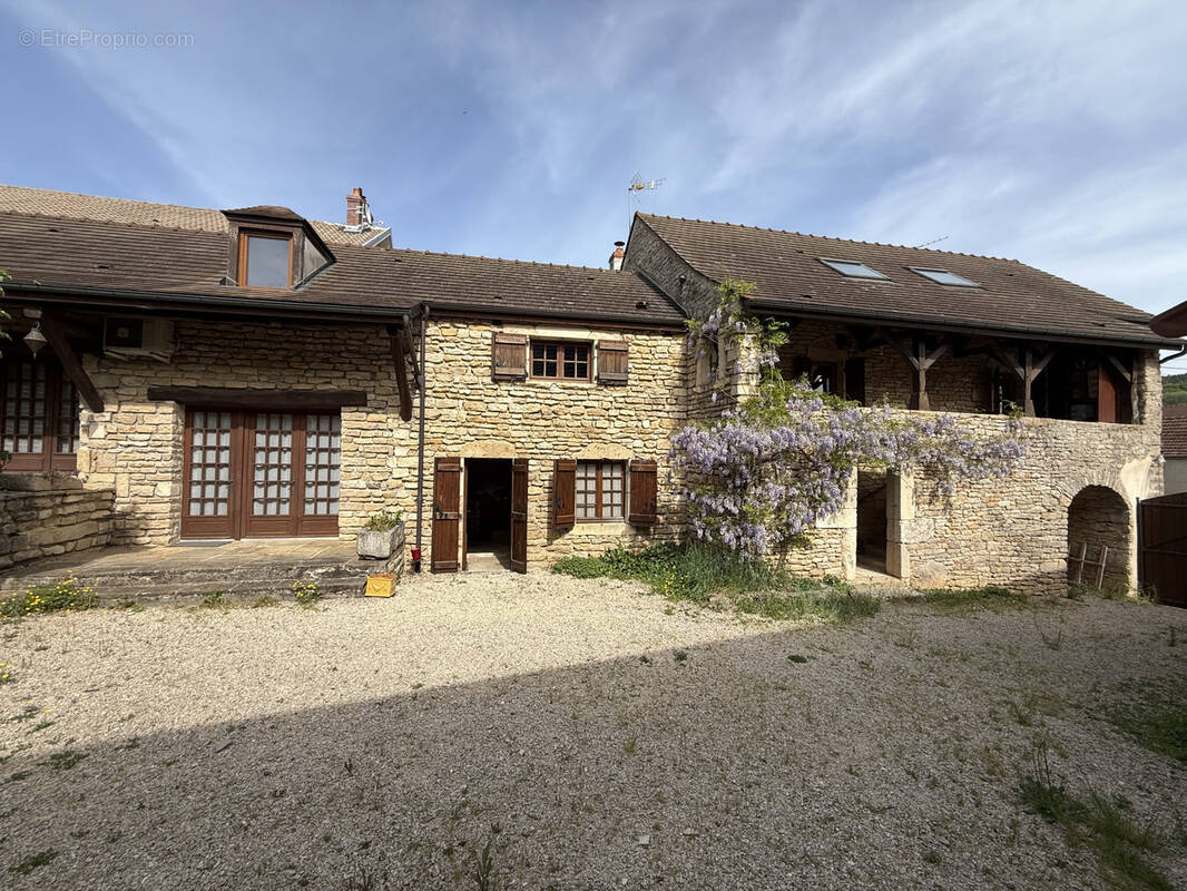 Maison à SEMUR-EN-AUXOIS
