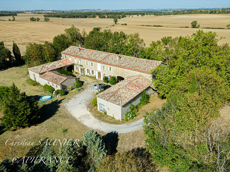 Maison à LA POMAREDE