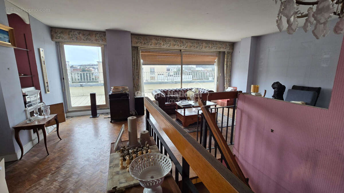 Appartement à VERSAILLES