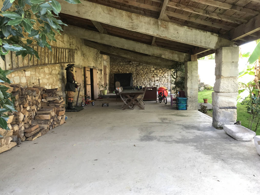 Maison à LA SAUVE