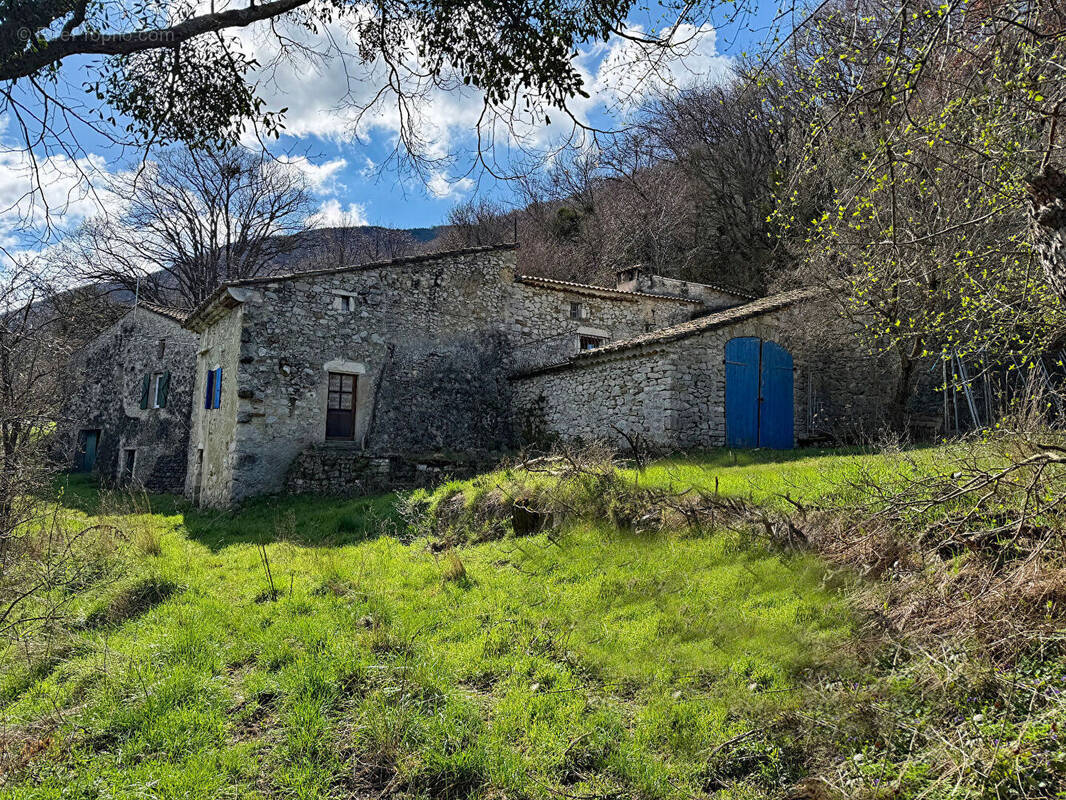 Maison à TAULIGNAN