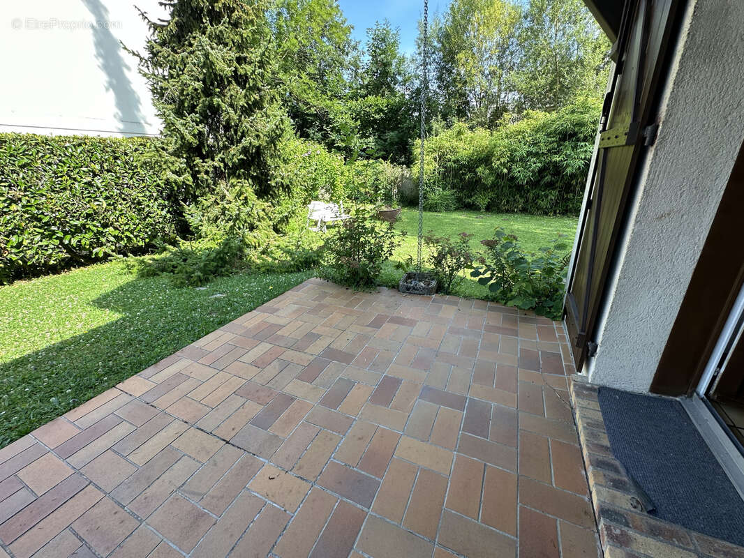 Maison à BURES-SUR-YVETTE