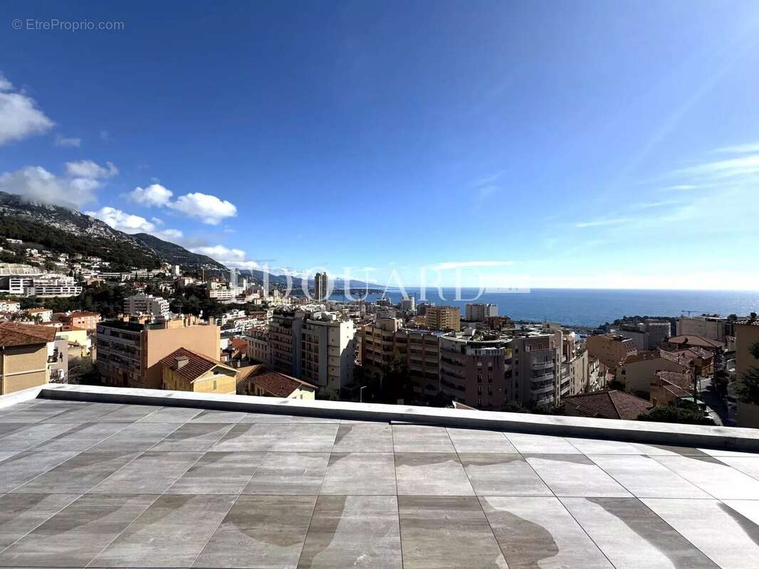 Appartement à BEAUSOLEIL