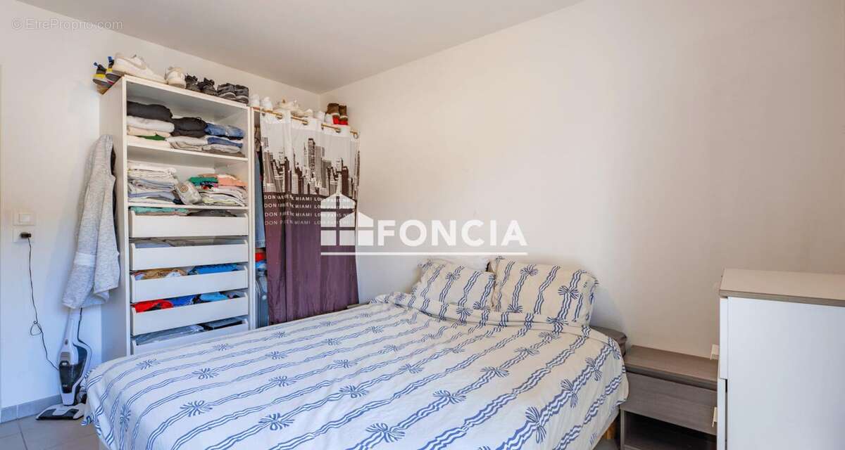 Appartement à COGOLIN