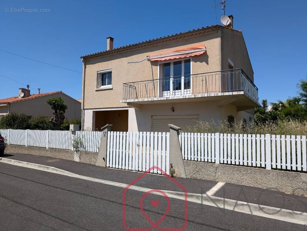 Maison à COURSAN