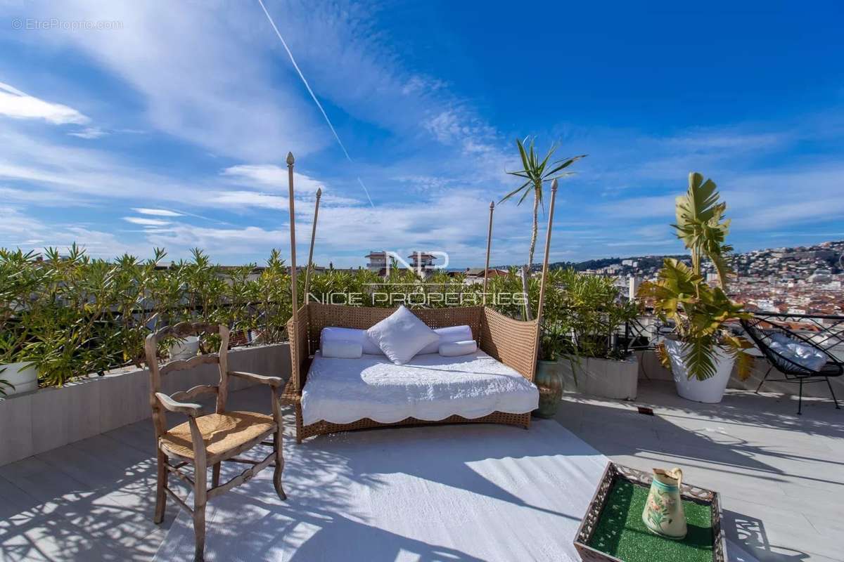Appartement à NICE