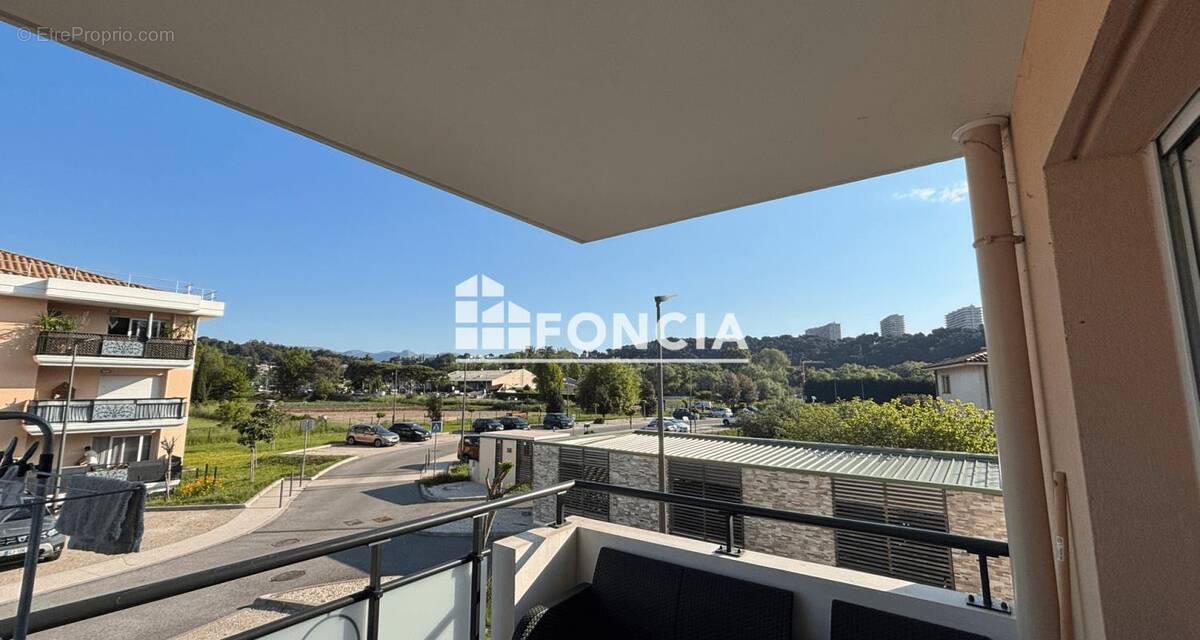 Appartement à VILLENEUVE-LOUBET