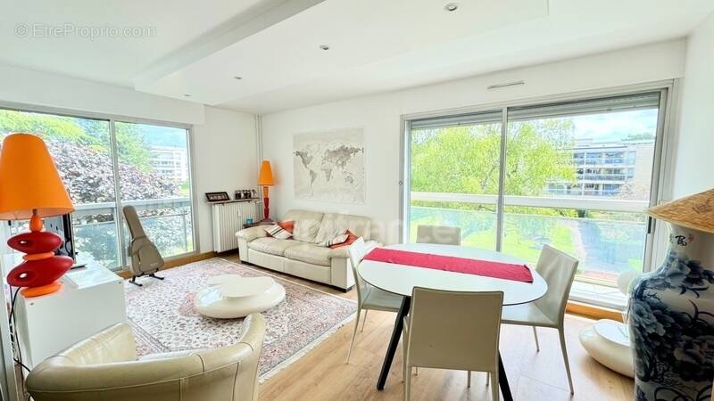 Appartement à BAILLY