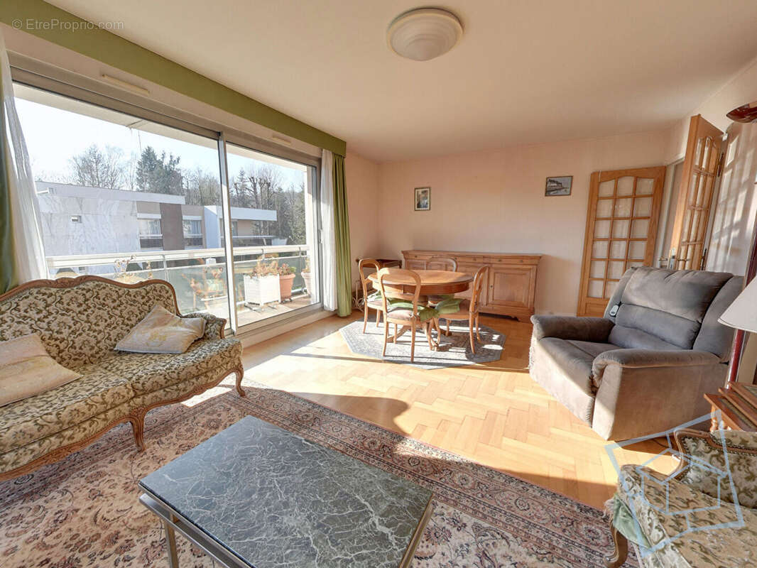 Appartement à CHEVREUSE
