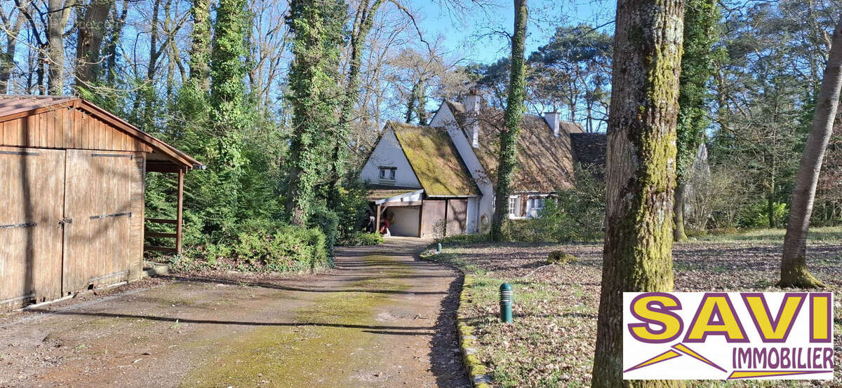 Maison à FERRIERES-EN-GATINAIS