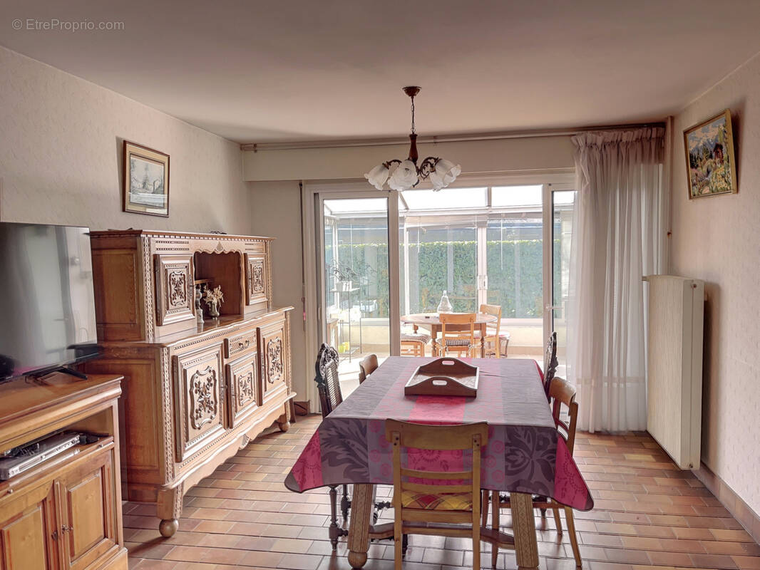 Maison à SAINT-BARTHELEMY-D&#039;ANJOU