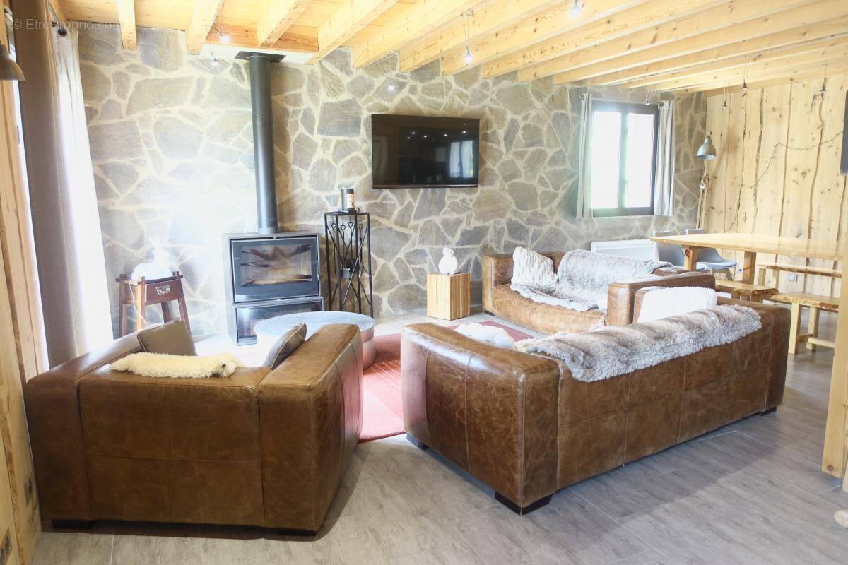Appartement à FORMIGUERES