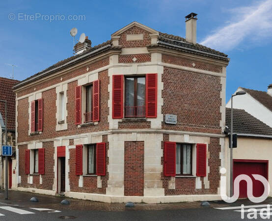 Photo 1 - Maison à MONTATAIRE