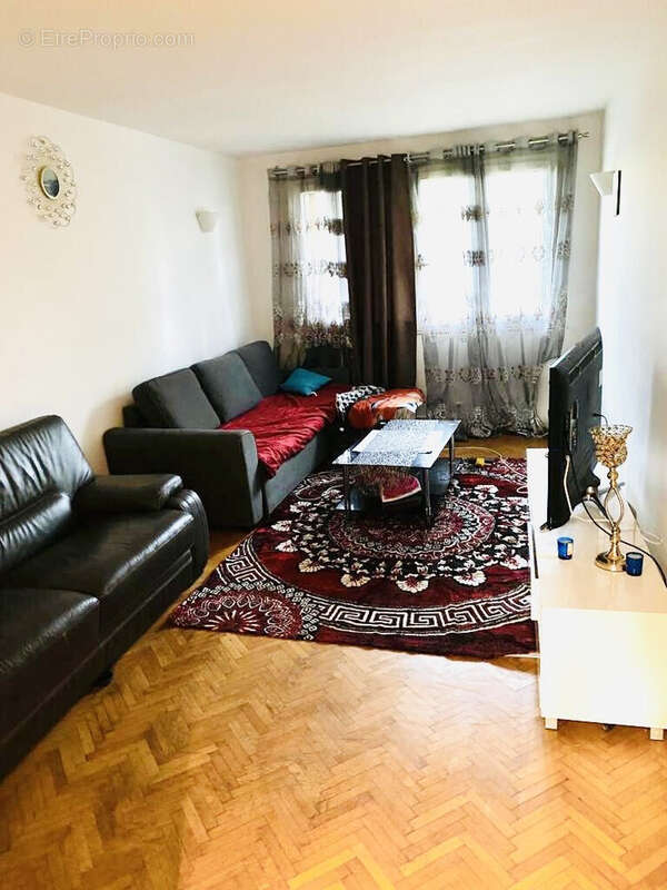 Appartement à LE BOURGET