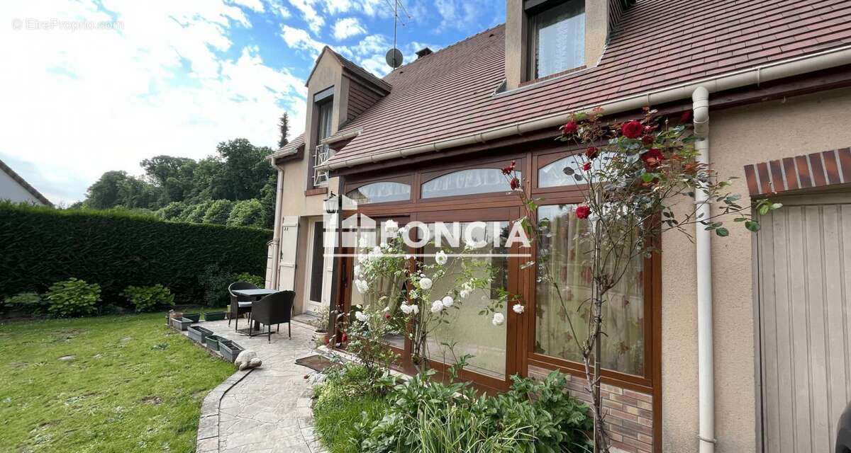 Maison à MORIGNY-CHAMPIGNY