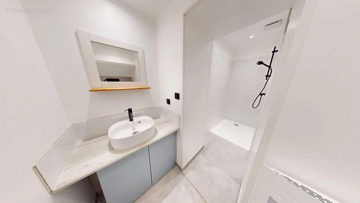 Appartement à PORT-DE-BOUC