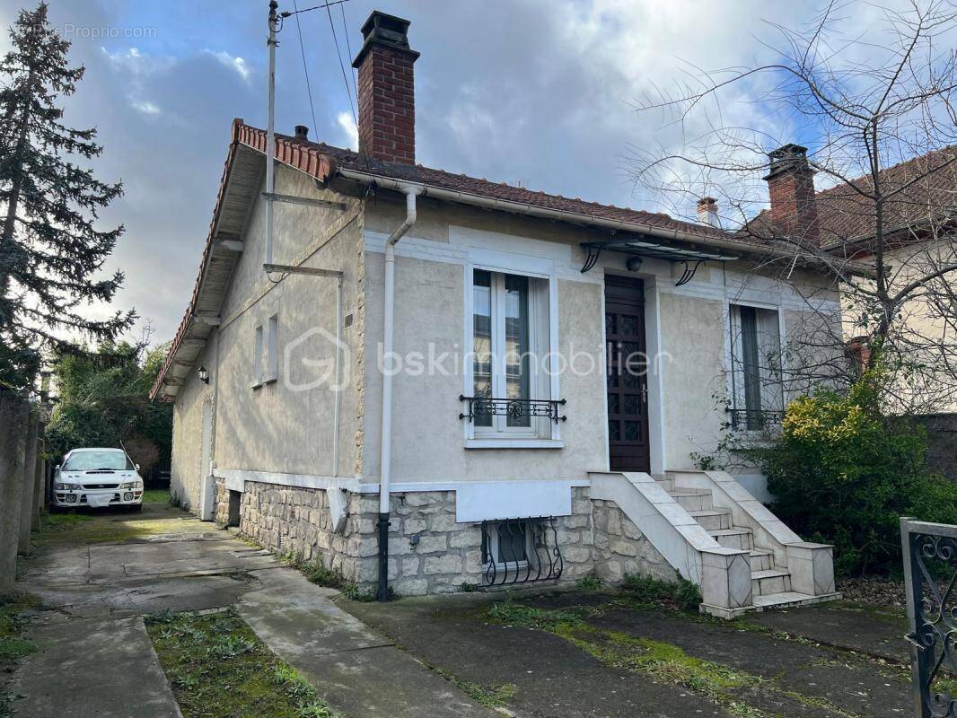 Maison à LIVRY-GARGAN