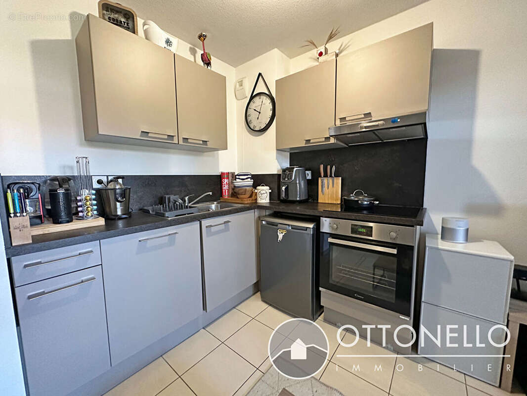 Appartement à ROQUEBRUNE-SUR-ARGENS