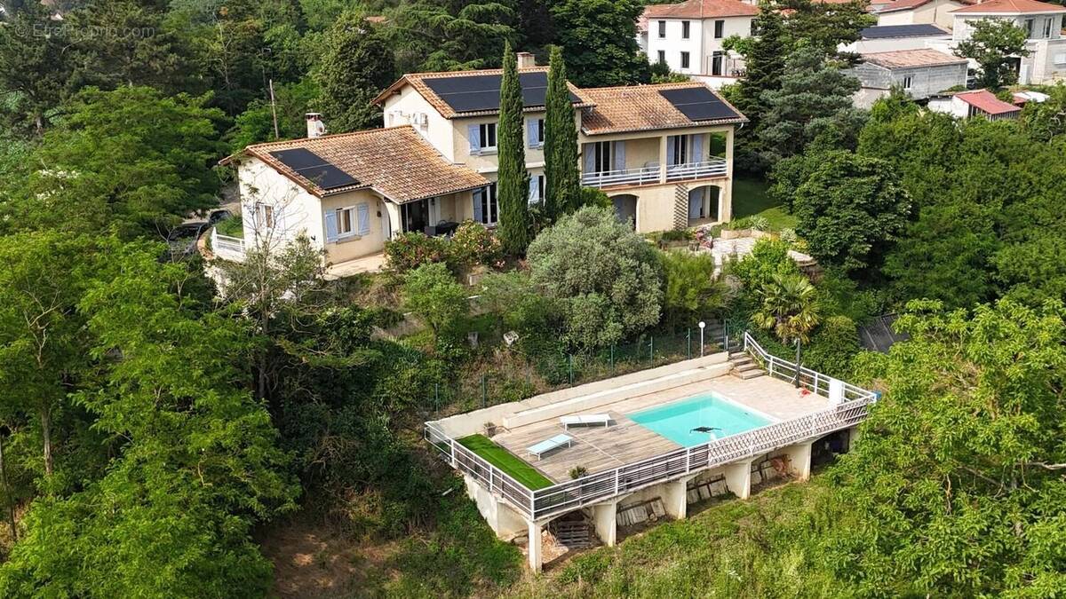 Maison à ANNEYRON