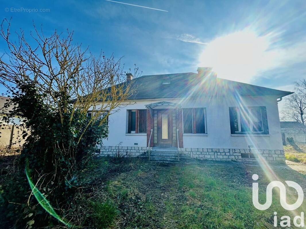 Photo 1 - Maison à DADONVILLE