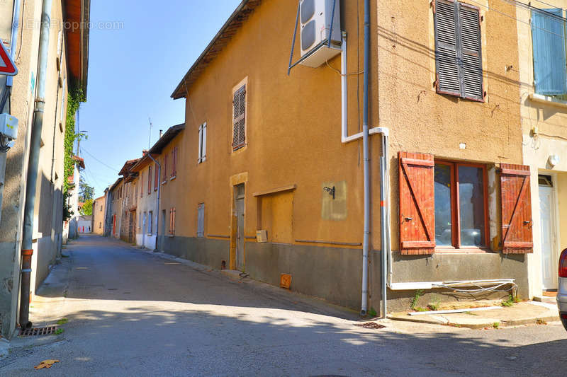 Maison à BEAUREPAIRE