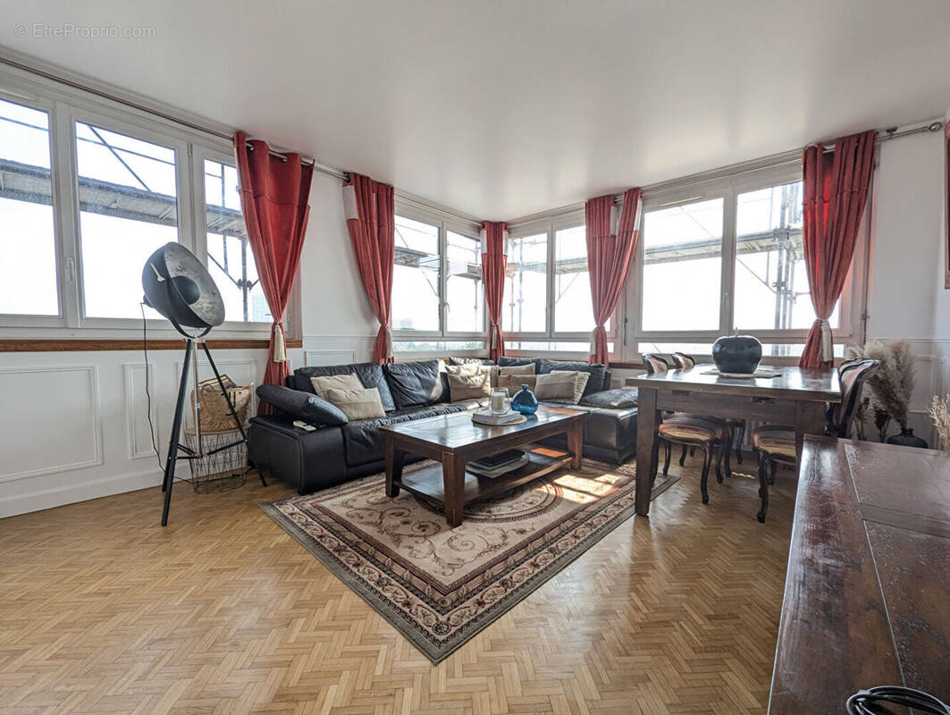 Appartement à FONTENAY-SOUS-BOIS