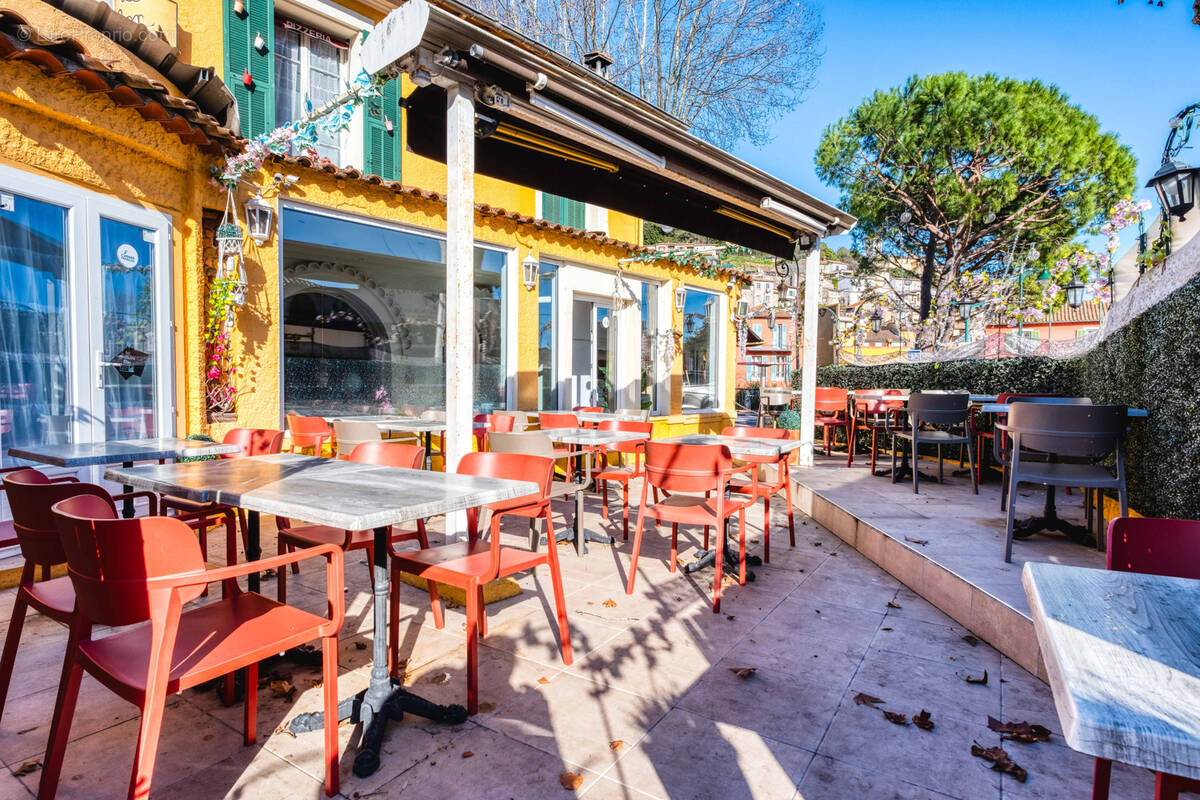Commerce à VILLENEUVE-LOUBET