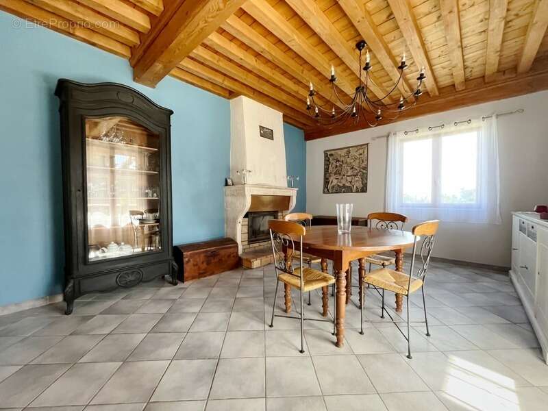 Maison à PUSIGNAN