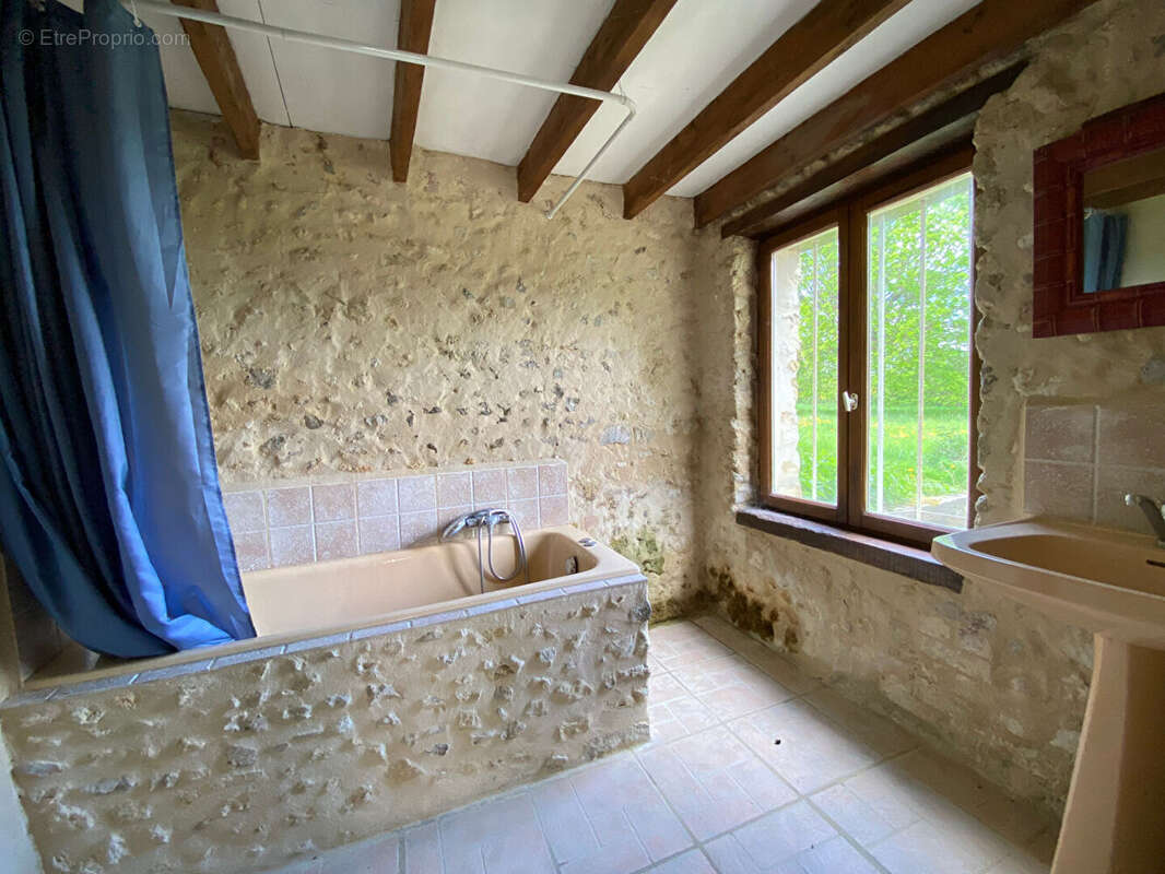 Maison à LES ETILLEUX