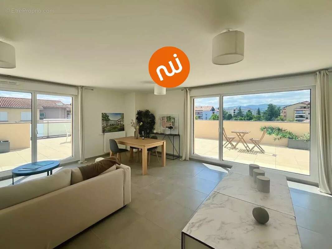 Appartement à CRAPONNE