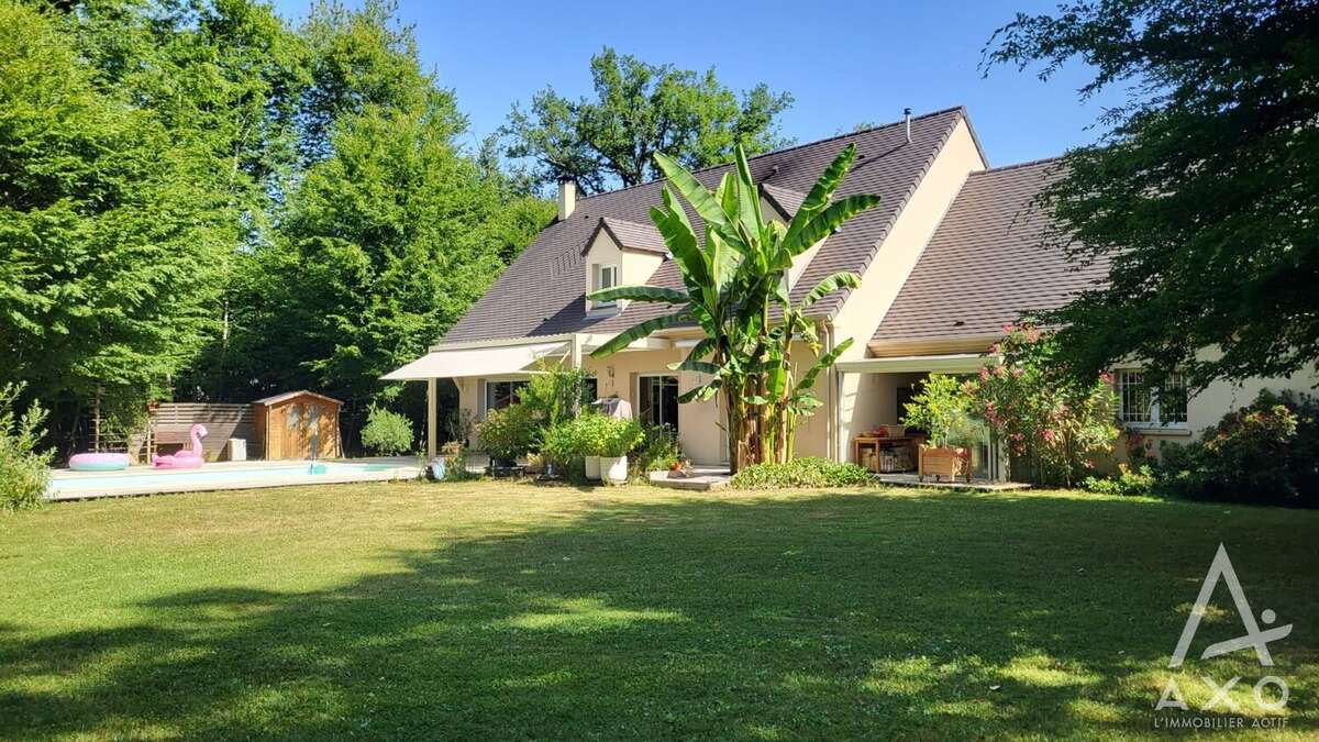 Maison à FERRIERES-EN-GATINAIS