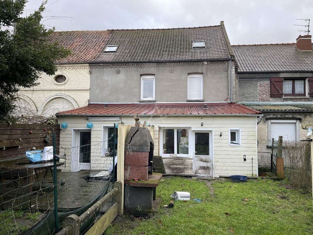 Maison à LAPUGNOY