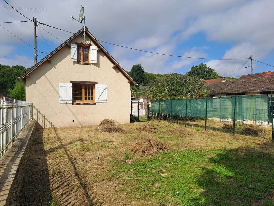 Maison à SAINT-PIAT