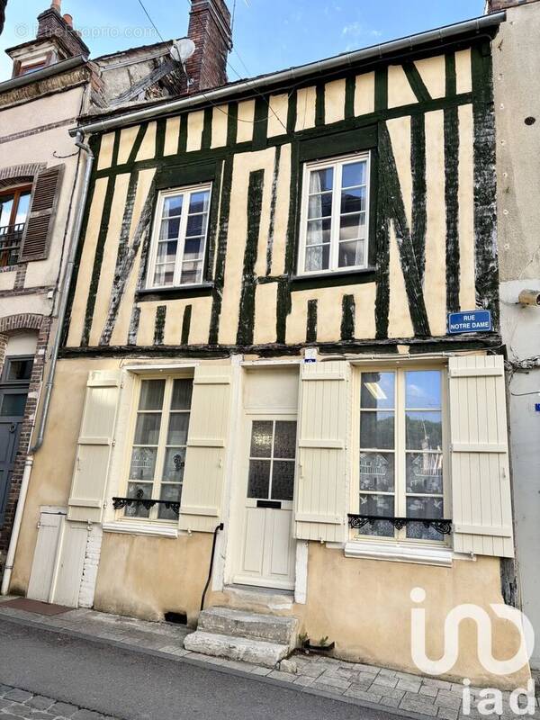 Photo 1 - Maison à SAINT-JULIEN-DU-SAULT