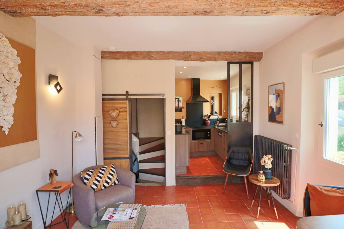 Maison à VAISON-LA-ROMAINE
