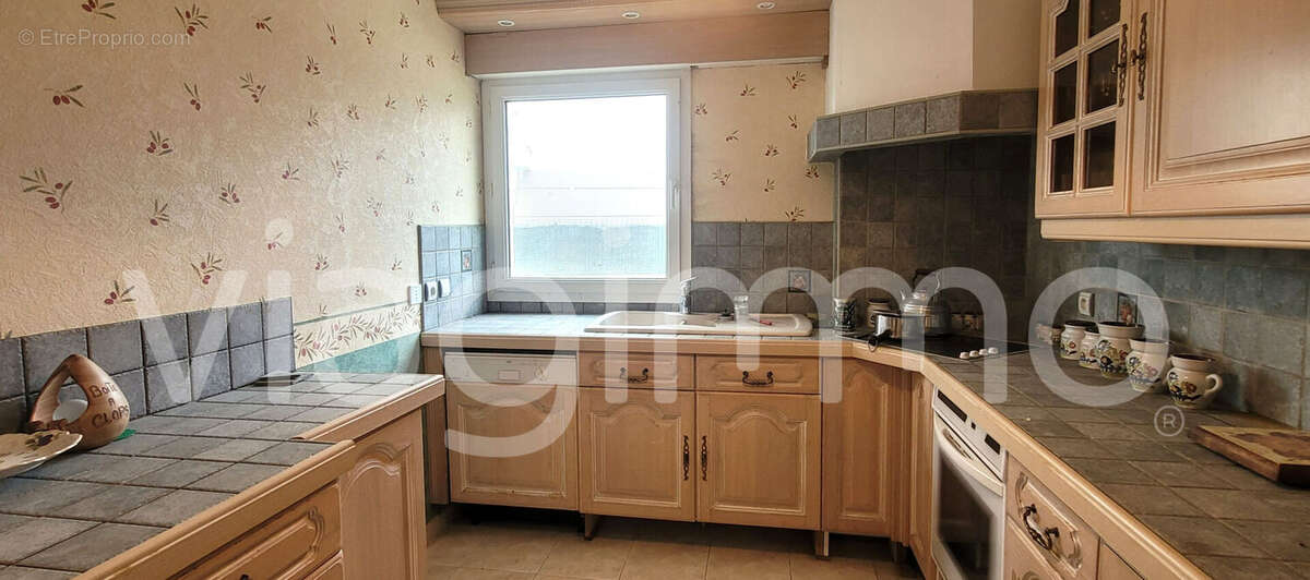 Appartement à VALLAURIS