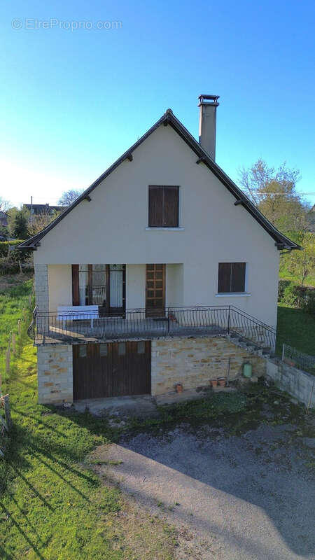 Maison à QUINS