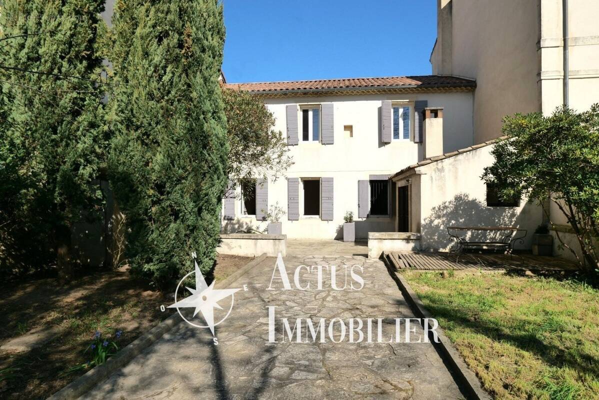 Maison à SALON-DE-PROVENCE