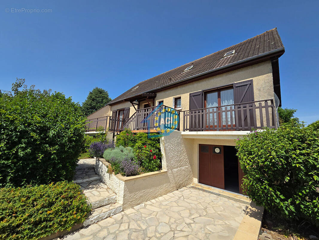 Maison à BREUIL-BOIS-ROBERT