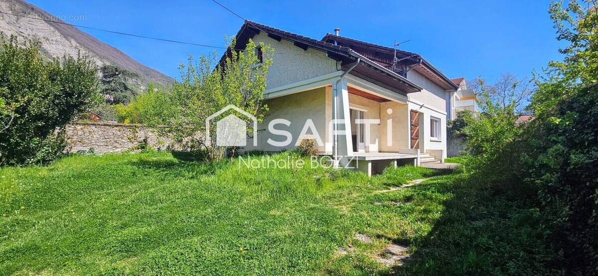 Photo 1 - Maison à LA TRONCHE